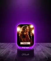 Lampka LED 3D Plexido z Nadrukiem Maxxxine Napis Postać Film - 2