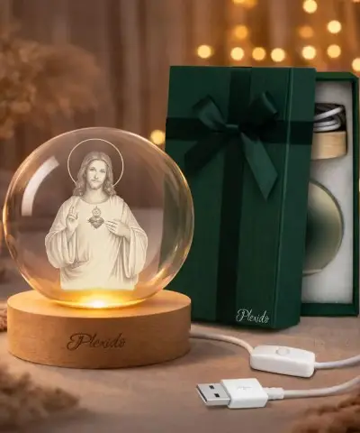 Kryształowa Kulka 3D Jezus Drewniana Podstawa LED